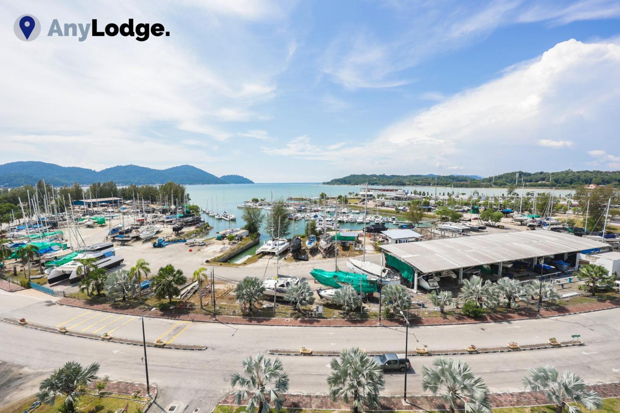 Anylodge Waterfront Marina Island Pangkor Lumut Zimmer foto